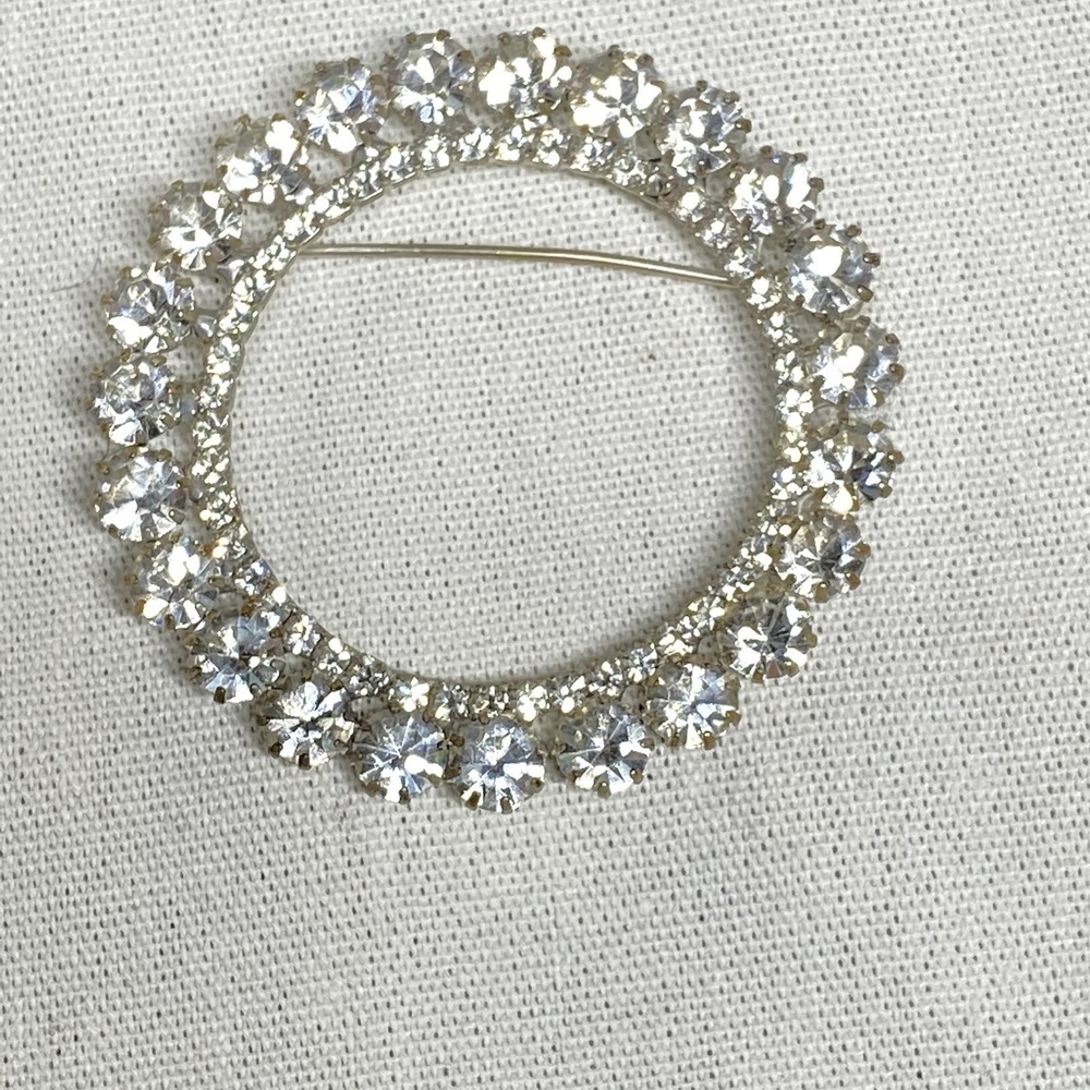Vintage Round Rhinestone Pin Womens Silver Metal Brooch Elegant Double Row